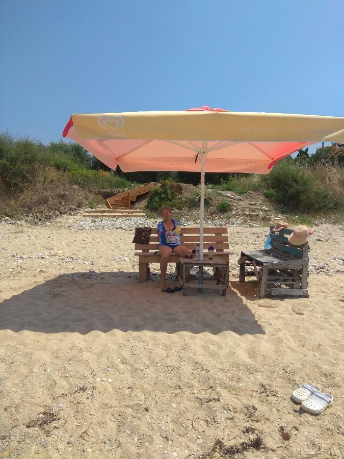 Adam'S Holiday House 2019 Karianí エクステリア 写真