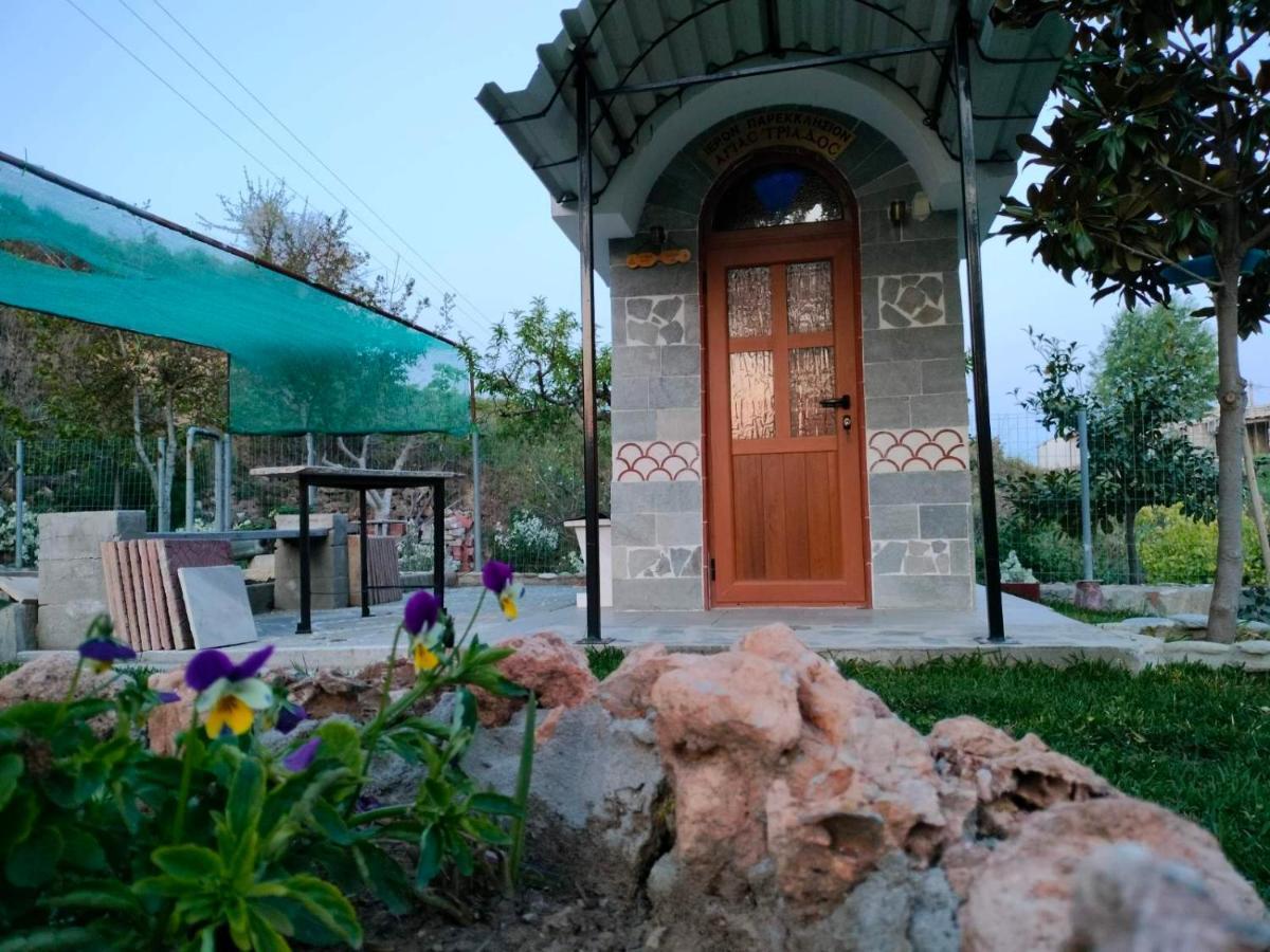 Adam'S Holiday House 2019 Karianí エクステリア 写真