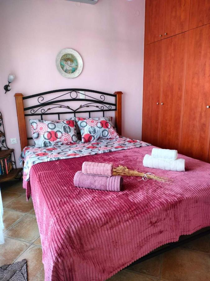 Adam'S Holiday House 2019 Karianí エクステリア 写真